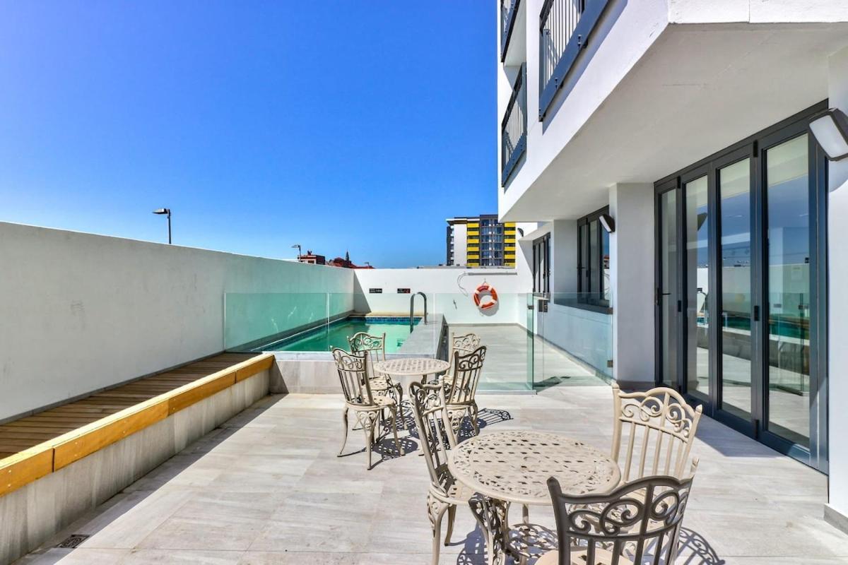 Woodstock With Mountain Views Pool Apartment *